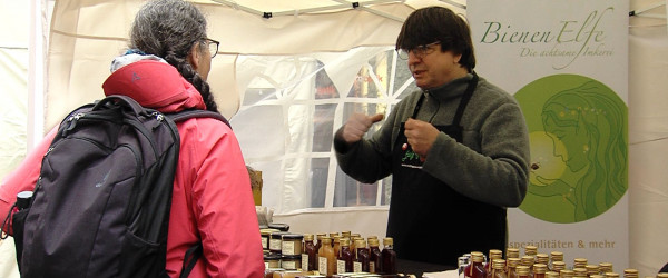 Händler auf dem Tübinger Regionalmarkt (Quelle: RIK)