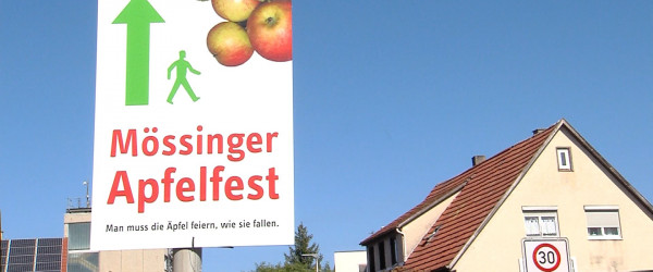 Schild zum Mössinger Apfelfest (Quelle: RIK)